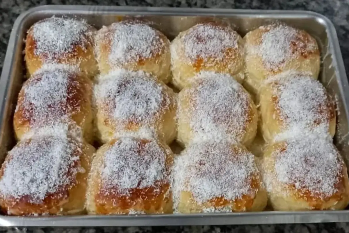Pãezinhos de Coco