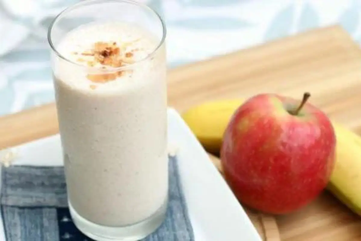 Shake de Banana com Maçã e Aveia